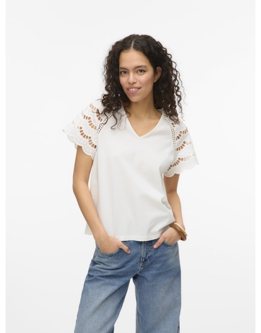 BLUSA M/C CUELLO V MANGAS ANCHAS ENCAJE 10327083 VMBLASY S/S T-SHIRT JRS BTQ GA