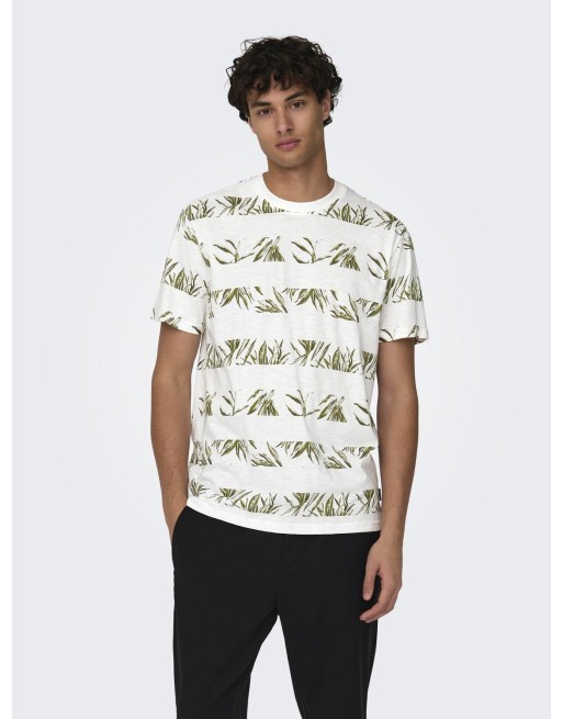 CAMISETA M/C RAYA ANCHA CON HOJAS 22028174 ONSNEWIASON LIFE REG AOP STRIPE SS TEE