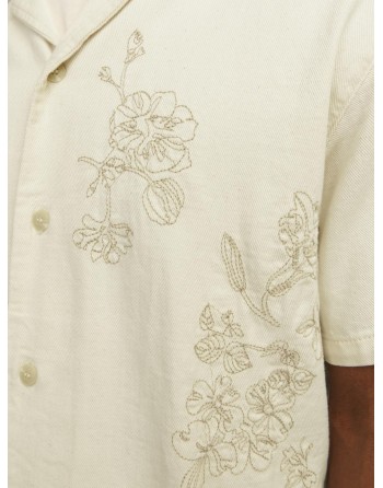 CAMISA M/C PUNTO FLORES BORDADAS 12253216 JJIANTHONY JJSHIRT S/S MF 447