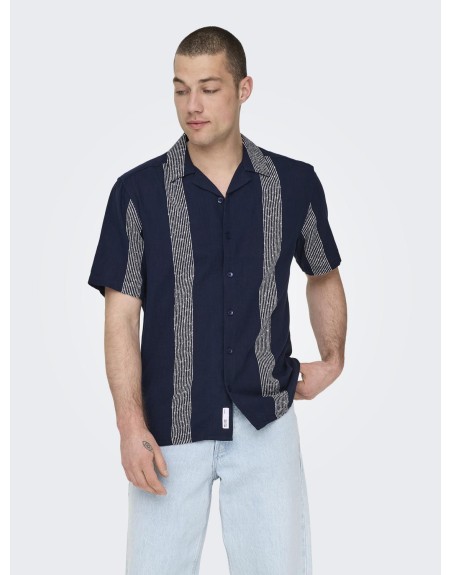 CAMISA M/C REGULAR LINO CON DOS FRANJAS ALOS LADOS 22029108 ONSAVI REG SS BOUCLE STRPE RESORT SHIRT