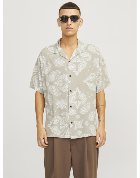 CAMISA M/C ESTAMPADO BANDANA 12258421 JJJEFF PAISLEY RESORT SHIRT SS