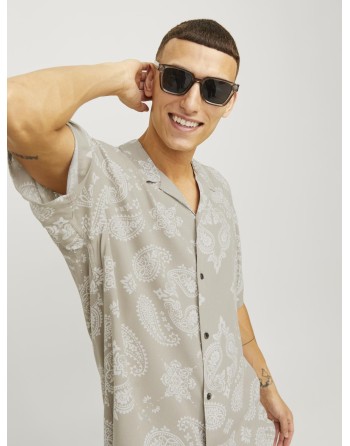 CAMISA M/C ESTAMPADO BANDANA 12258421 JJJEFF PAISLEY RESORT SHIRT SS